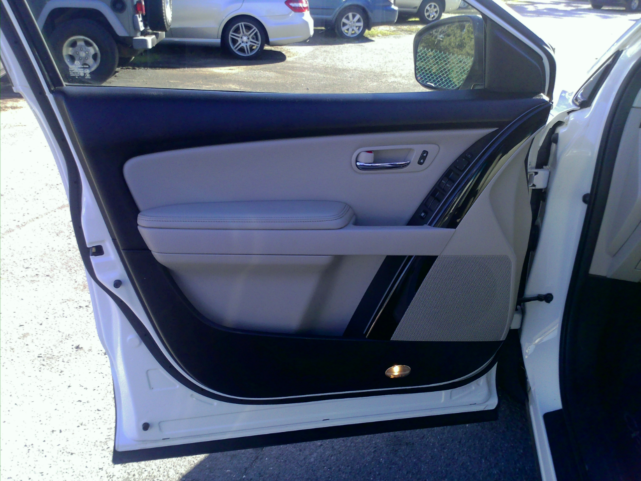 Mazda CX-9 Touring 2012