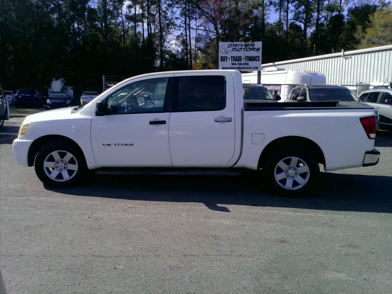 Nissan Titan XE Crew Cab 2WD 2005