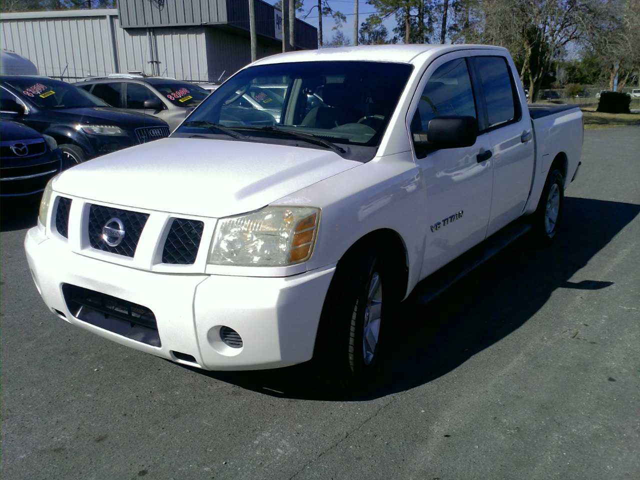 Nissan Titan XE Crew Cab 2WD 2005