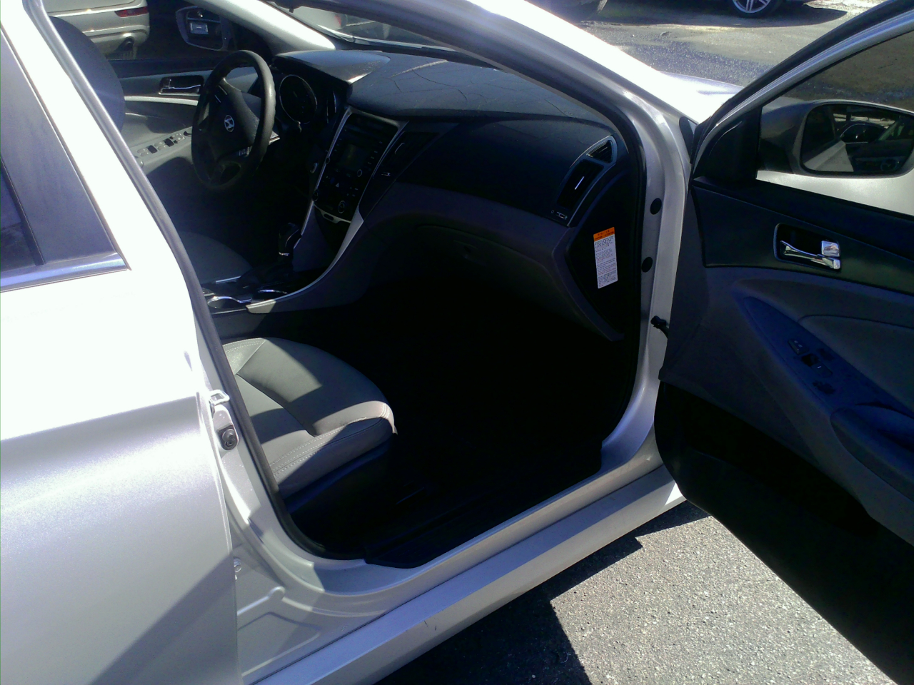 Hyundai Sonata Hybrid Sedan 2014