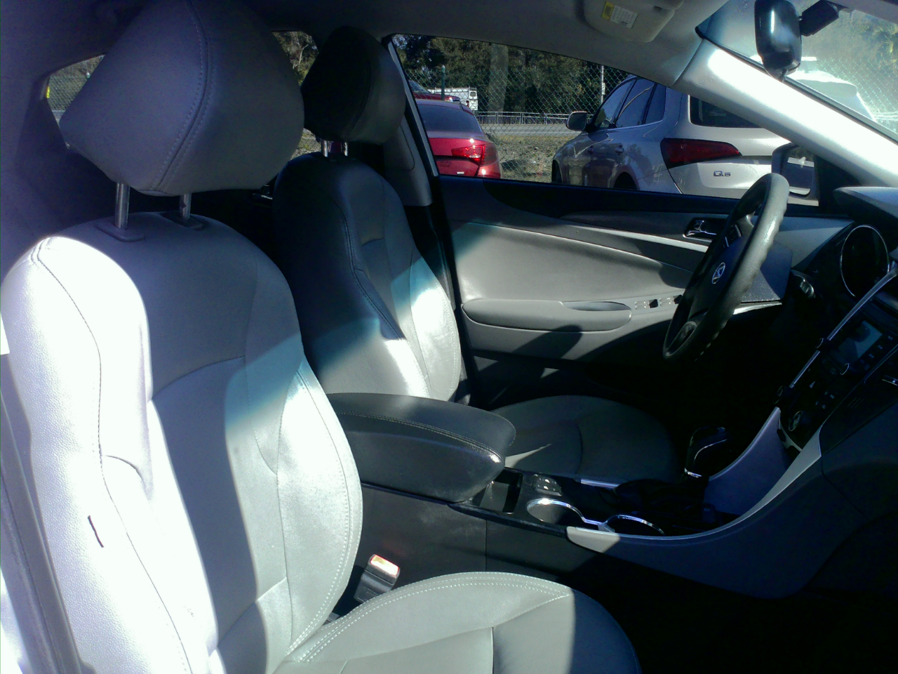 Hyundai Sonata Hybrid Sedan 2014