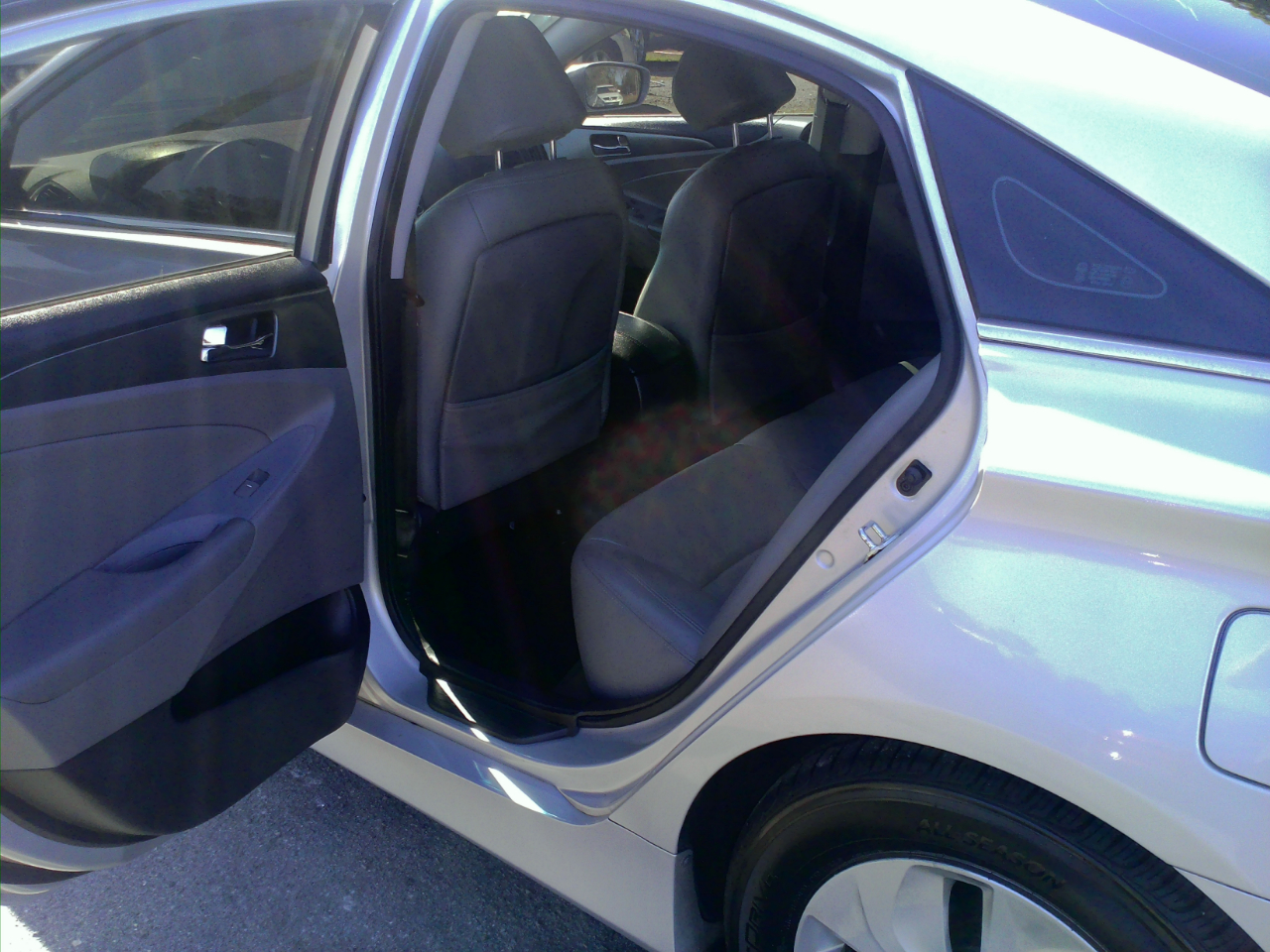 Hyundai Sonata Hybrid Sedan 2014