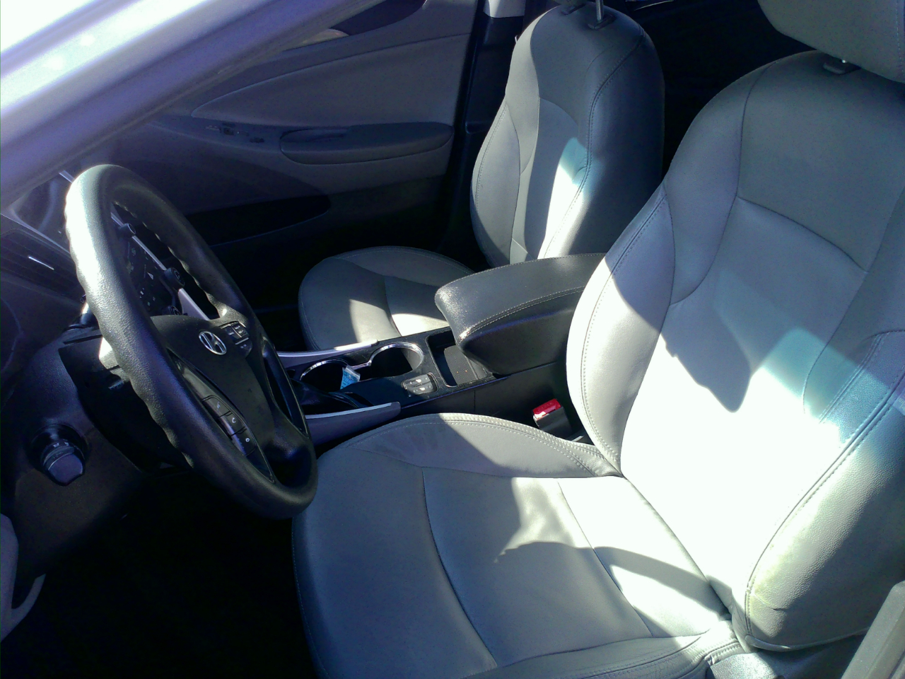 Hyundai Sonata Hybrid Sedan 2014