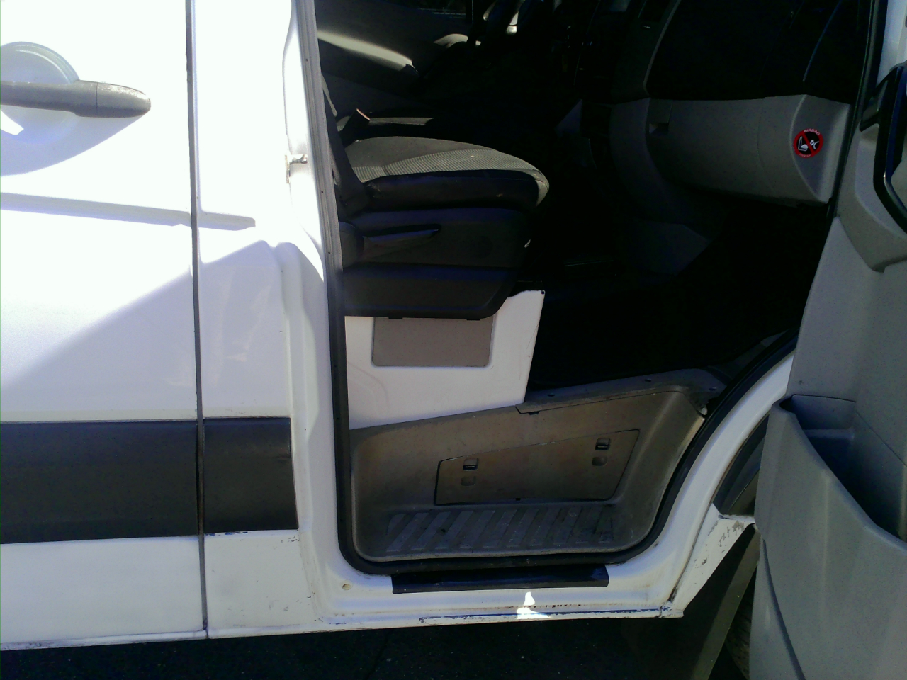 Mercedes-Benz Sprinter 3500 High Roof 144-in. WB 2012