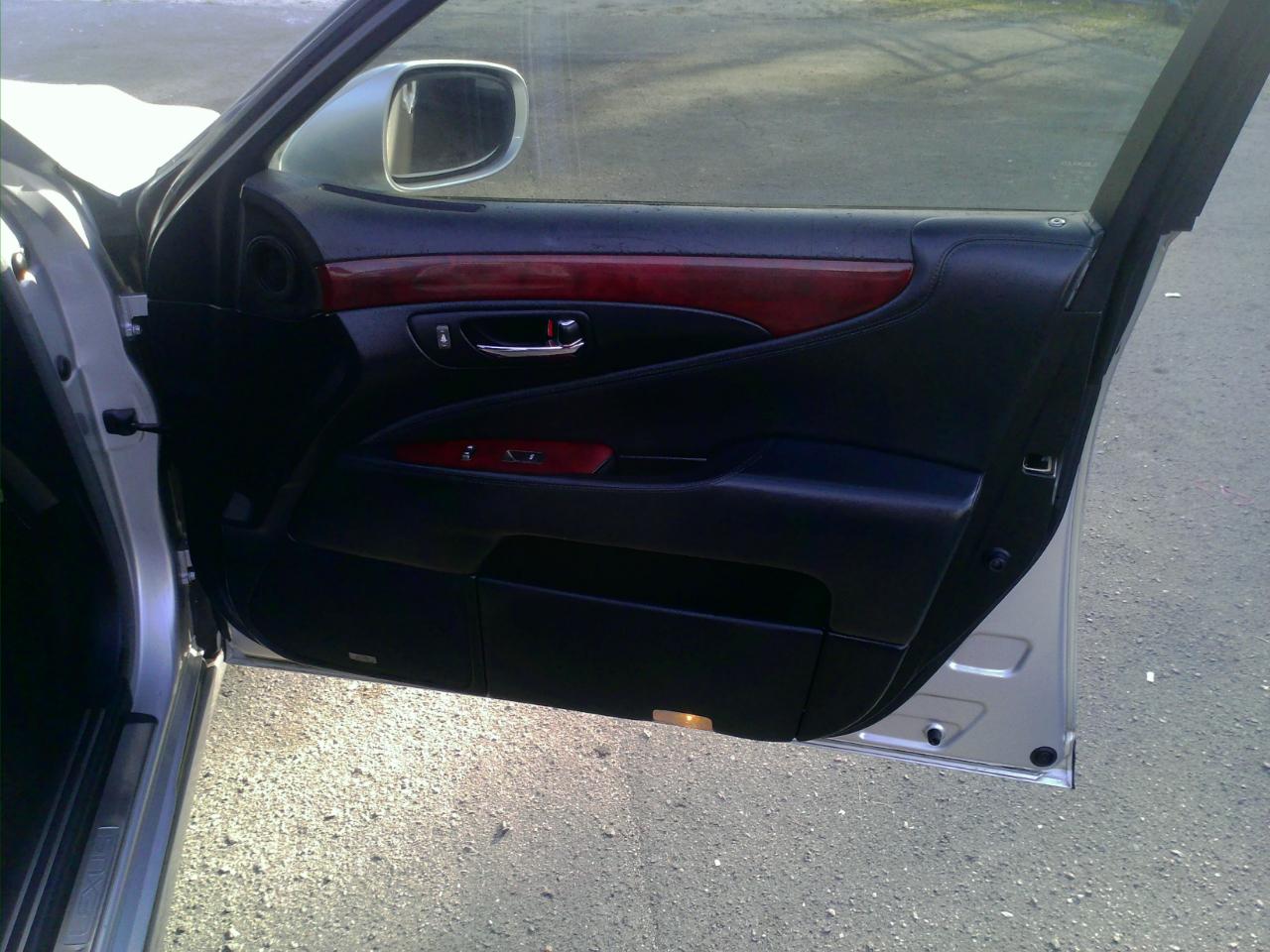 Lexus LS 460 L Luxury Sedan 2007