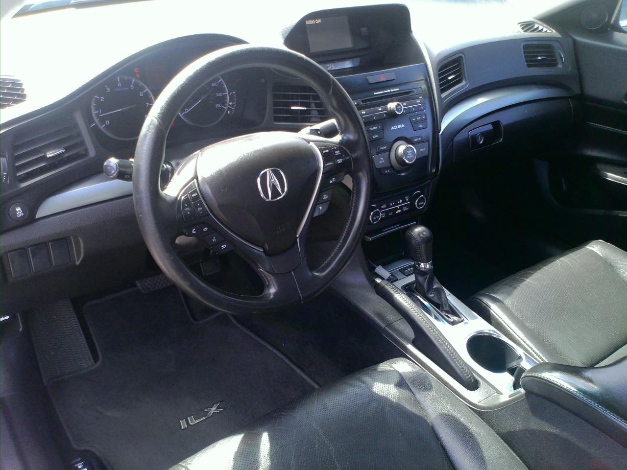Acura ILX 5-Spd AT 2014