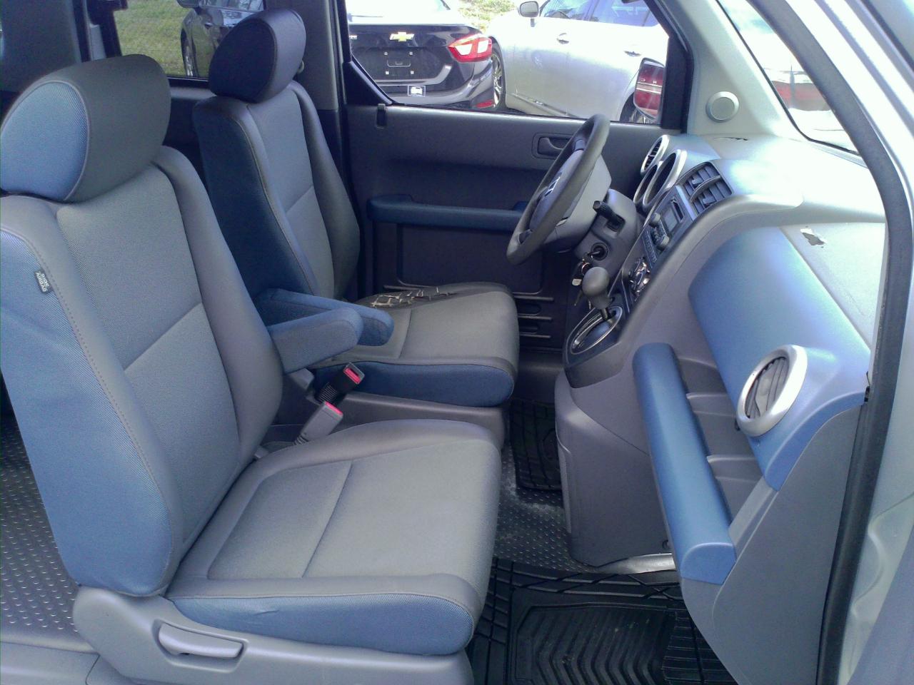 Honda Element EX 2WD 4-spd AT 2005