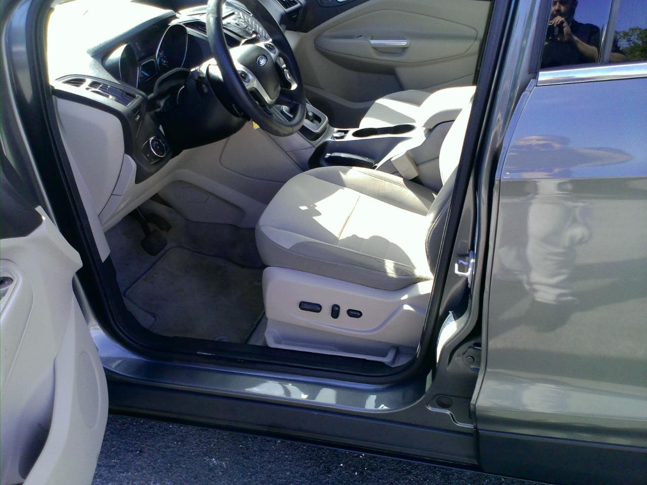 Ford Escape SE FWD 2014