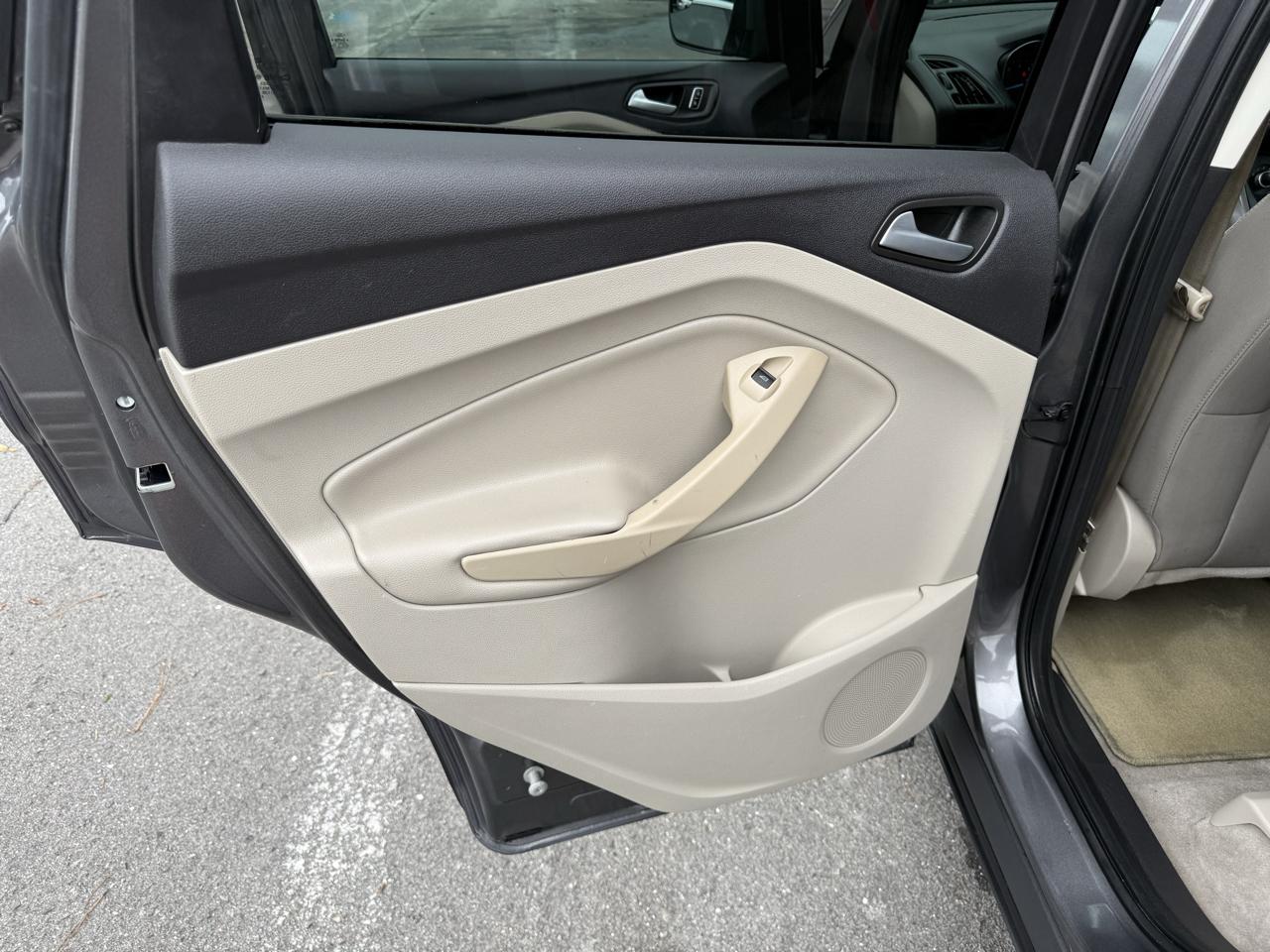 Ford Escape SE FWD 2014