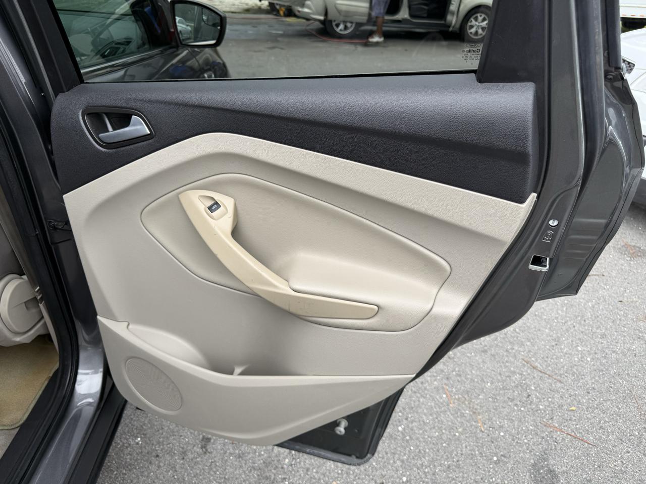 Ford Escape SE FWD 2014