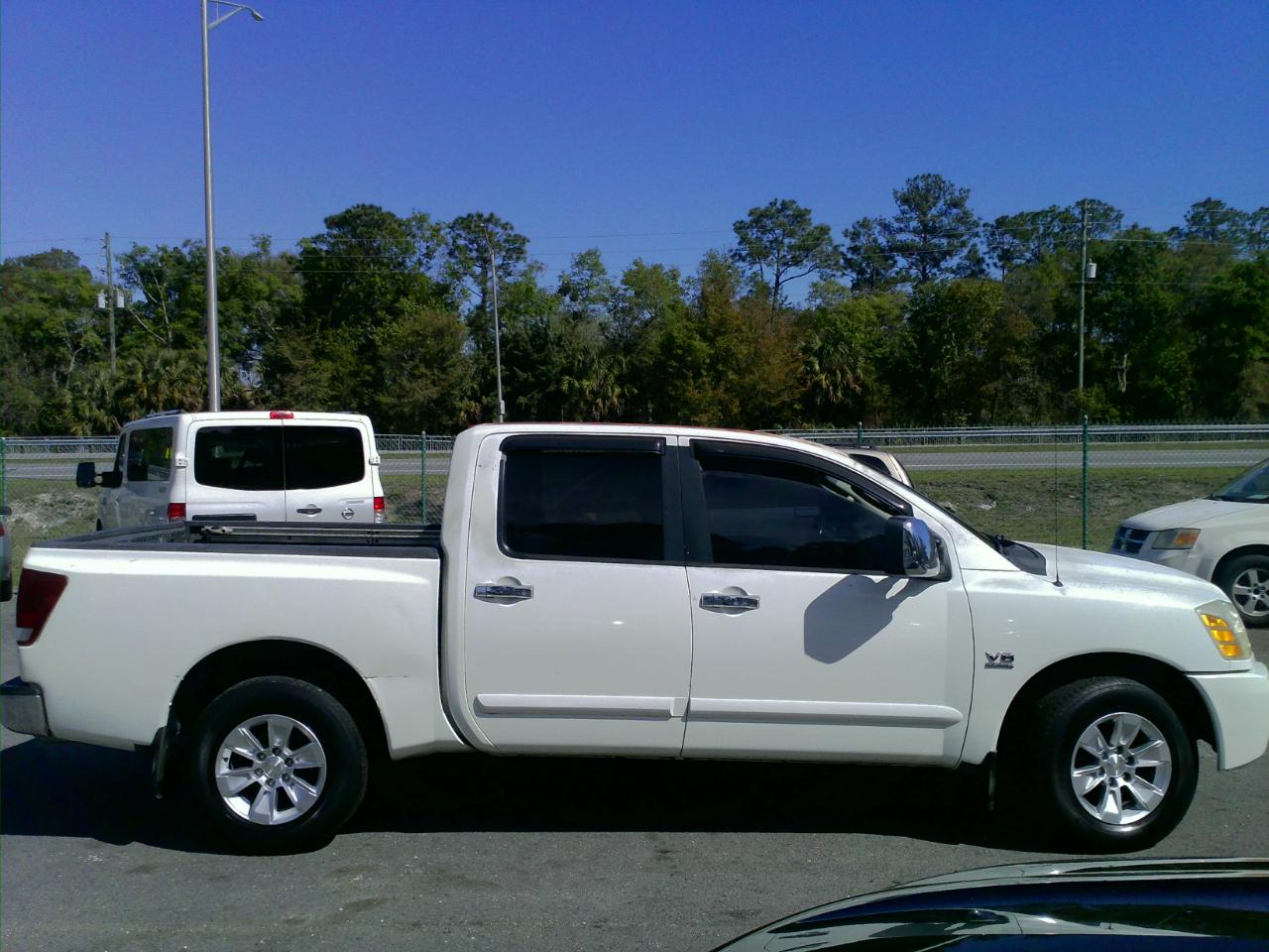 Nissan Titan XE Crew Cab 2WD 2004