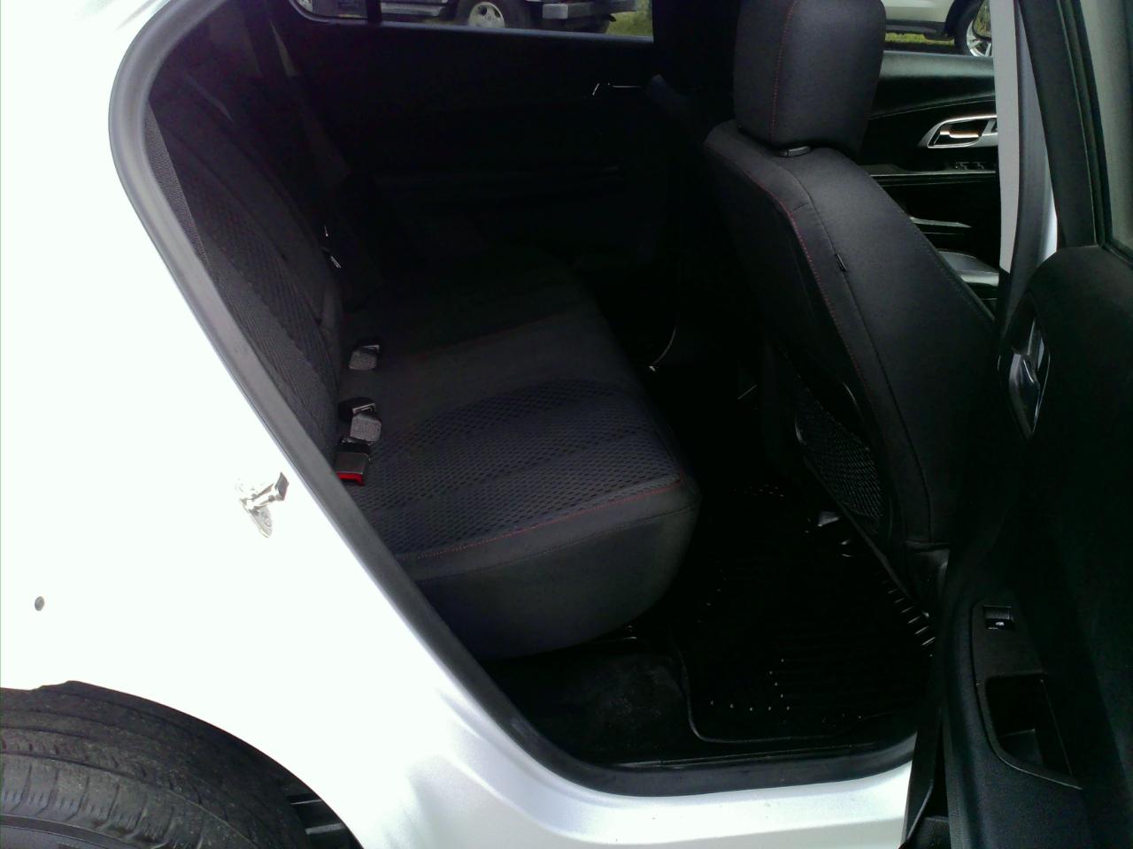 Chevrolet Equinox LS 2WD 2015