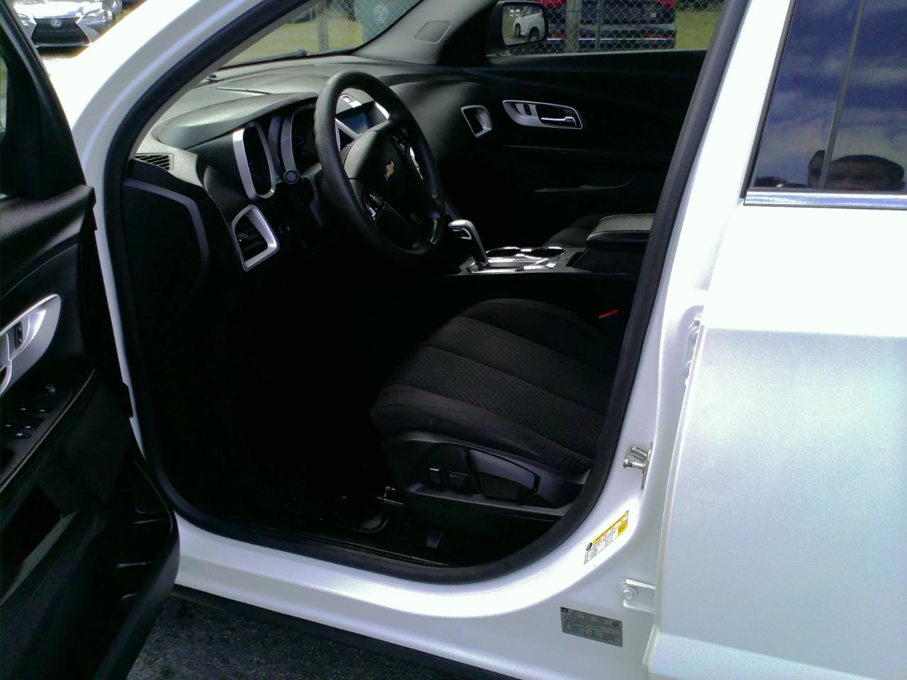 Chevrolet Equinox LS 2WD 2015