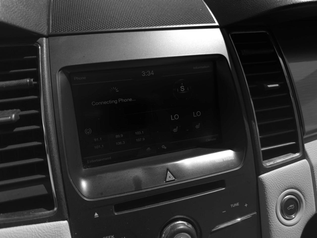 Ford Taurus SEL FWD 2014