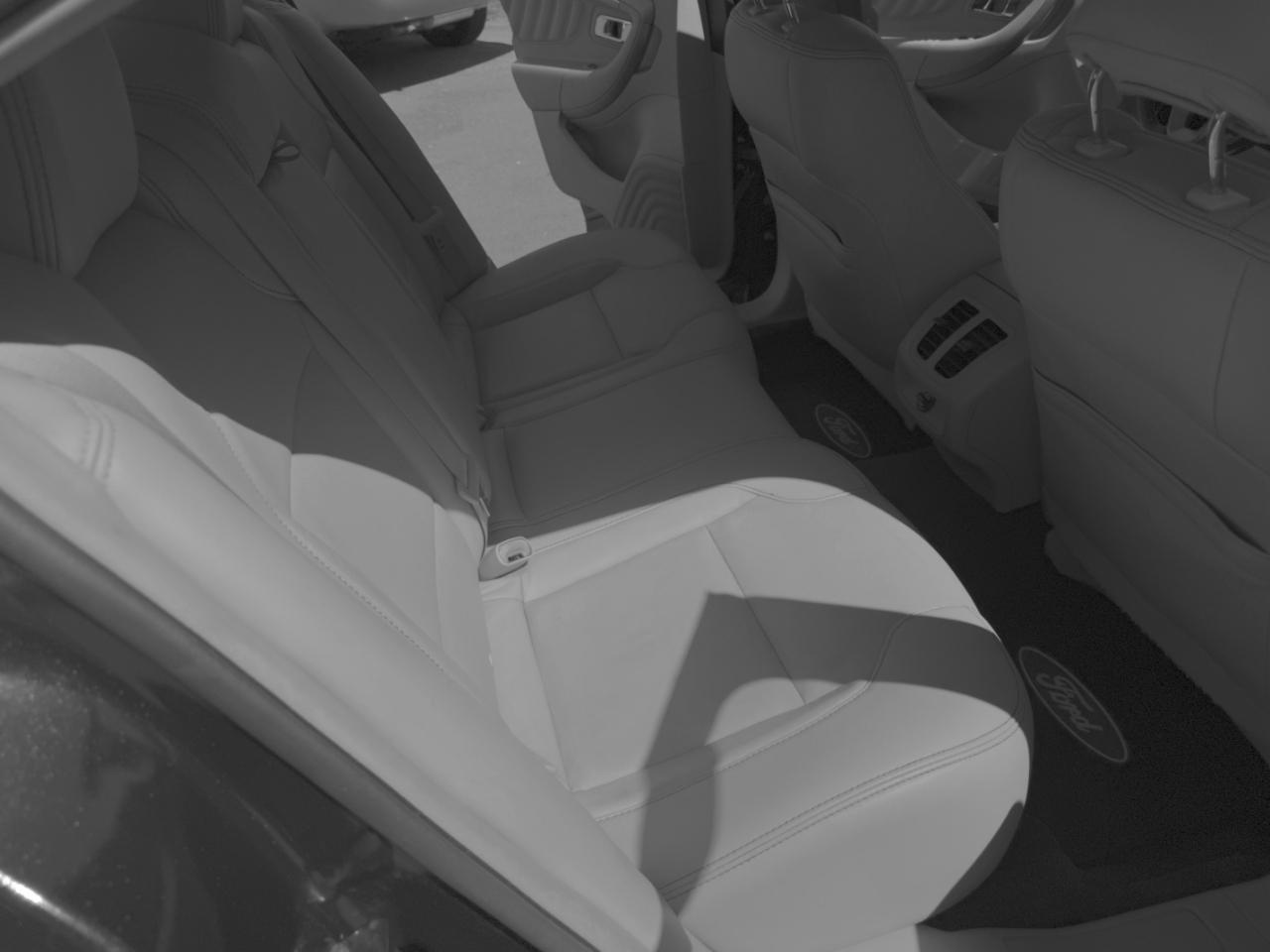 Ford Taurus SEL FWD 2014