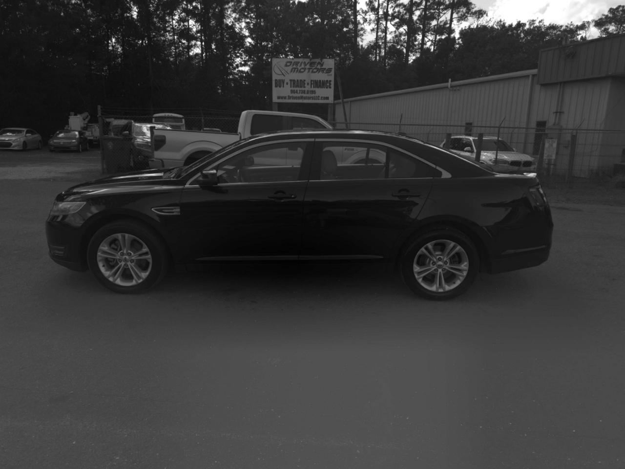 Ford Taurus SEL FWD 2014