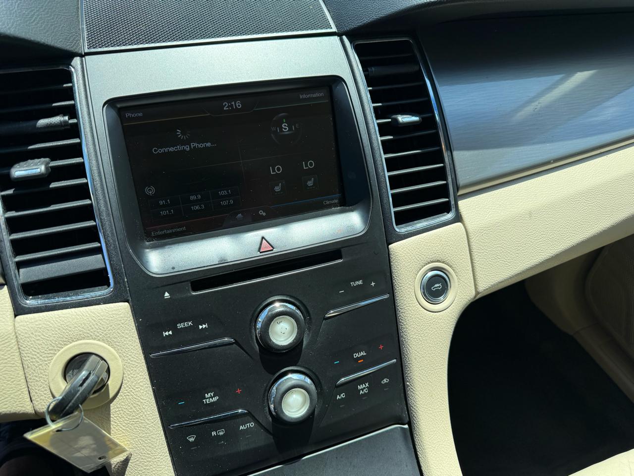 Ford Taurus SEL FWD 2014