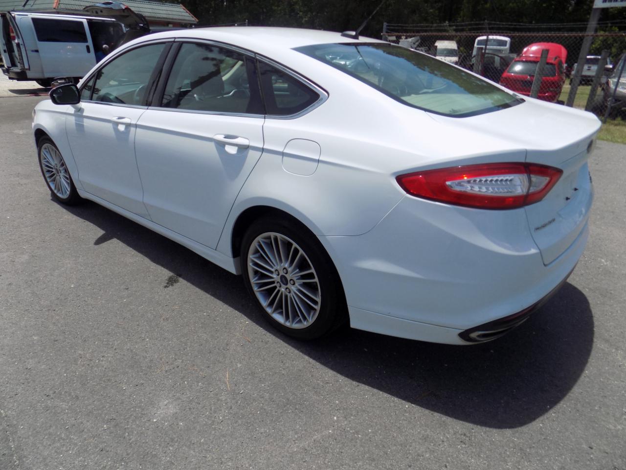 Ford Fusion SE 2014