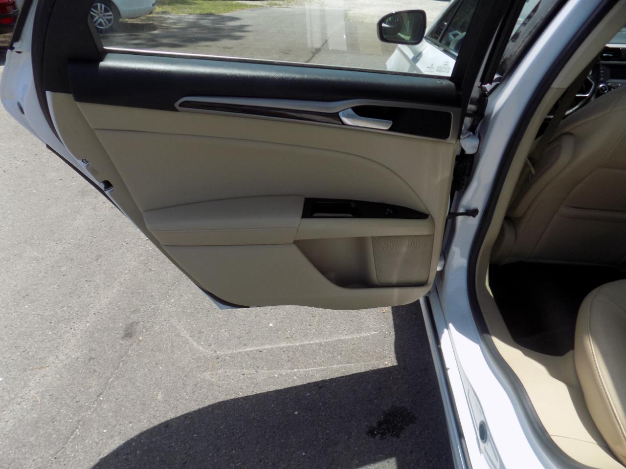 Ford Fusion SE 2014