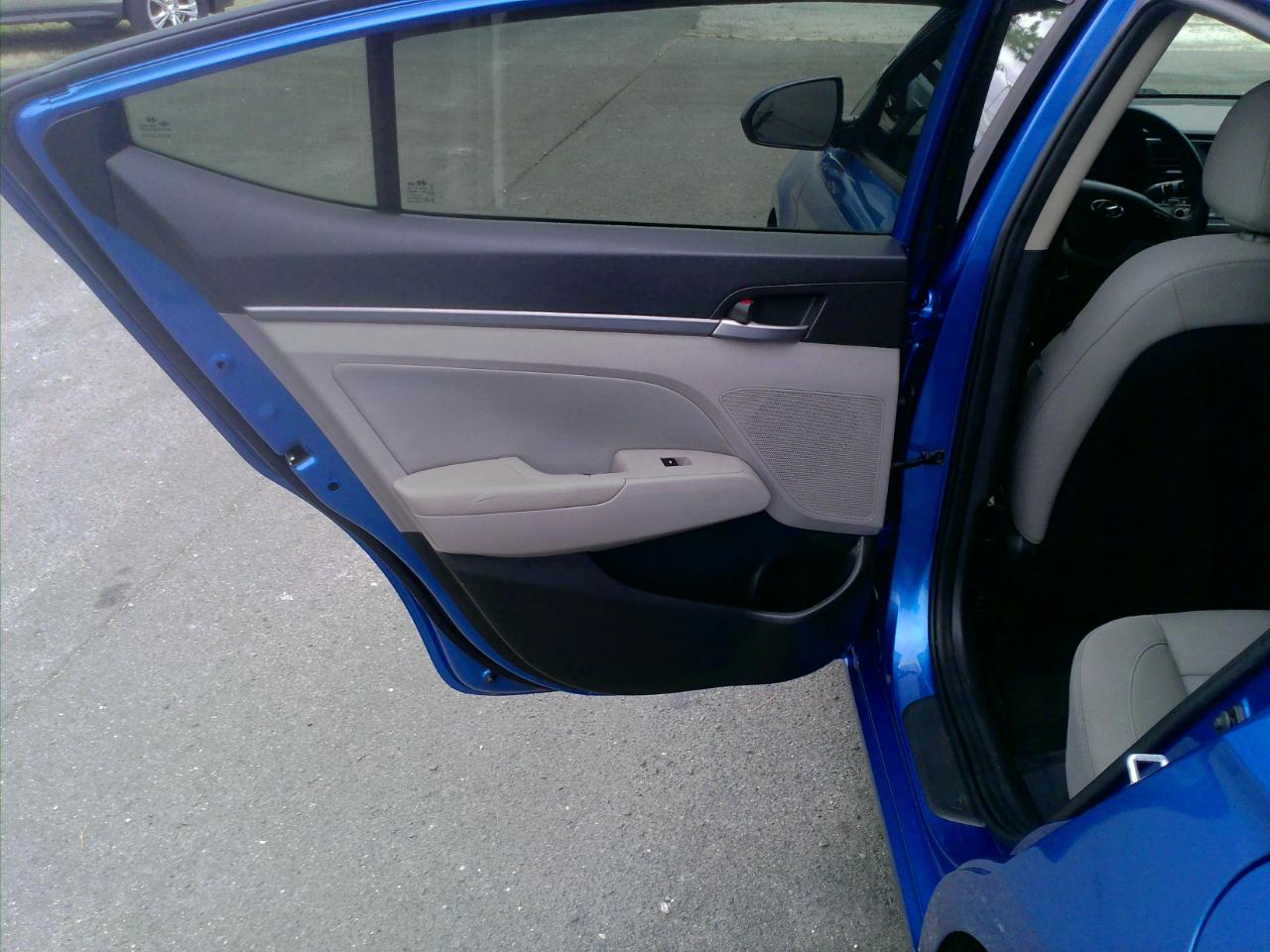 Hyundai Elantra SEL 2018