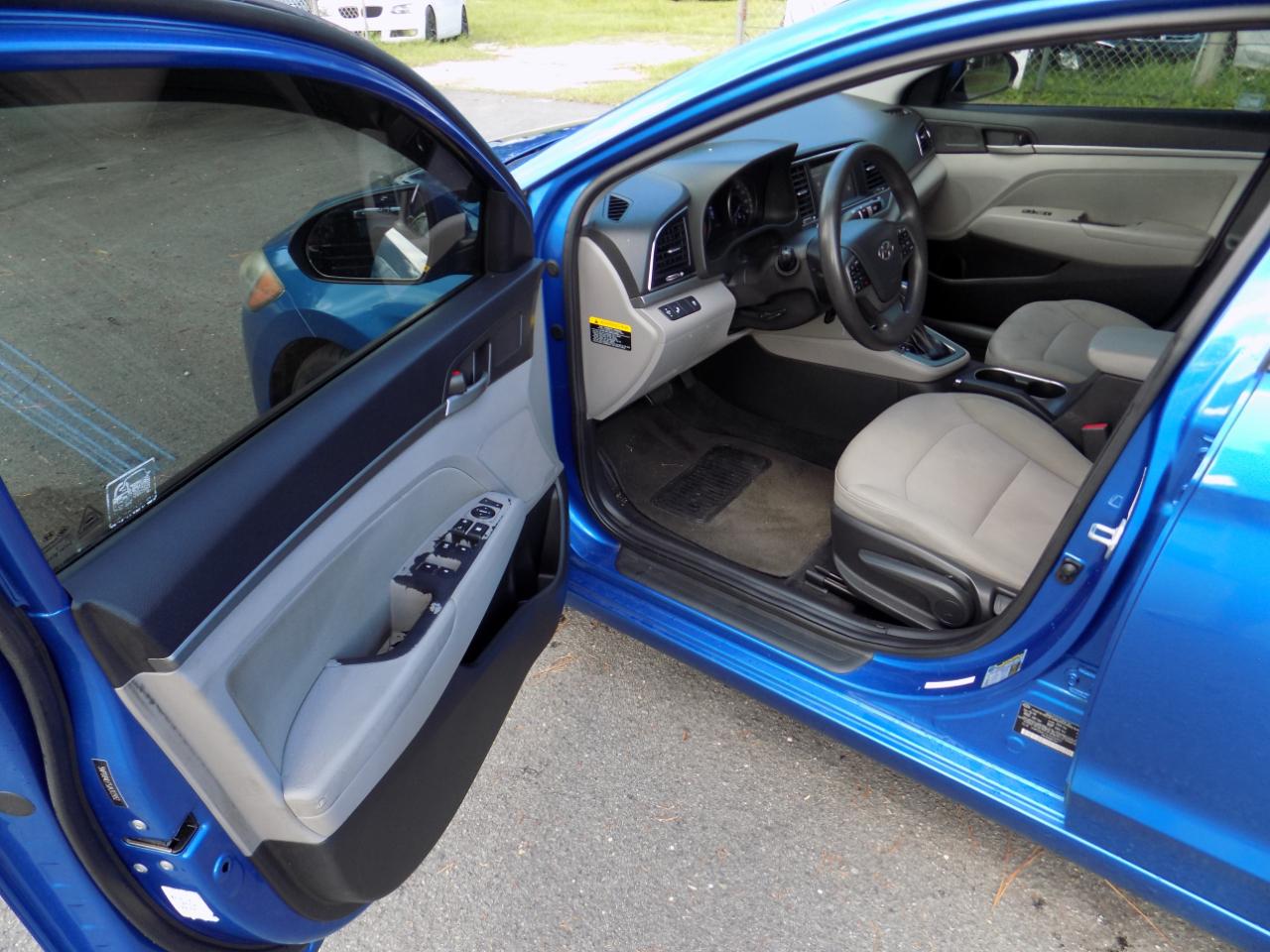 2018 Hyundai Elantra SEL - Photo 8