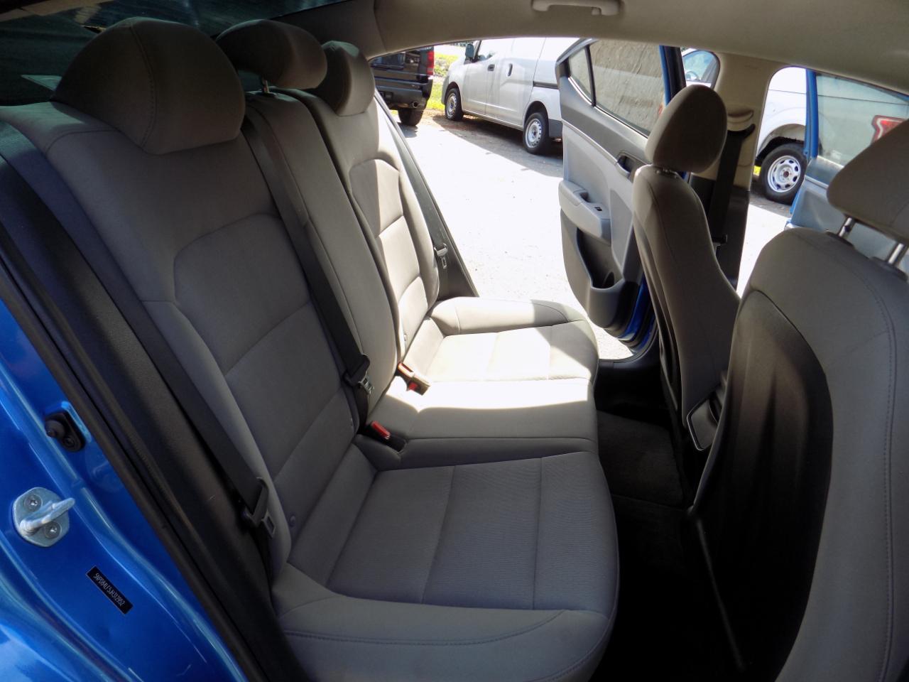 2018 Hyundai Elantra SEL - Photo 18