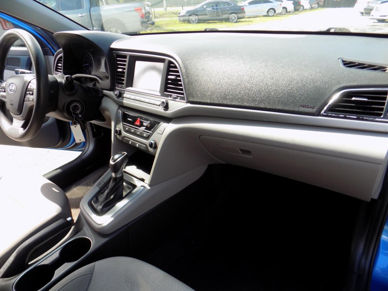2018 Hyundai Elantra SEL - Photo 22