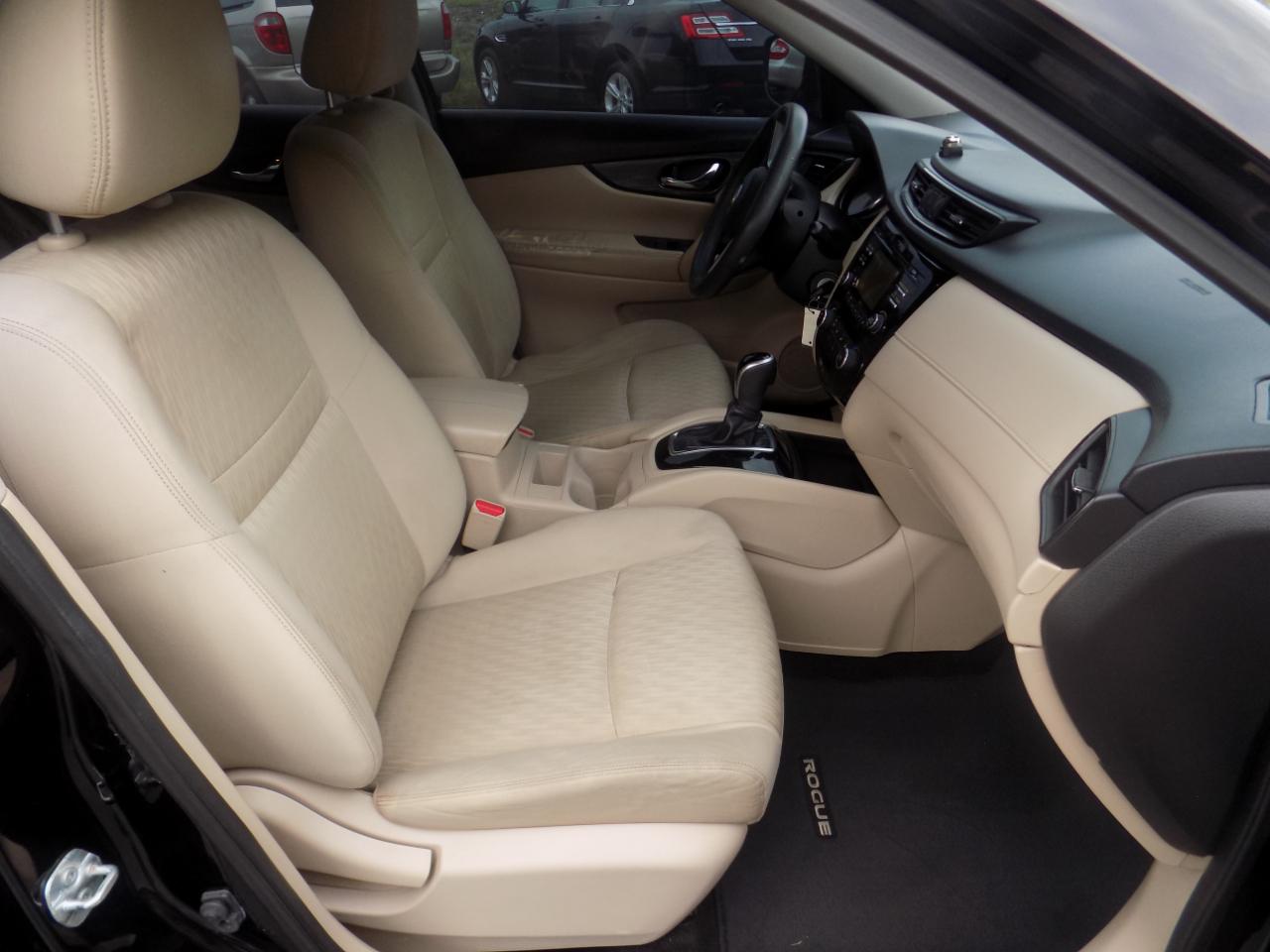 Nissan Rogue SV 2017