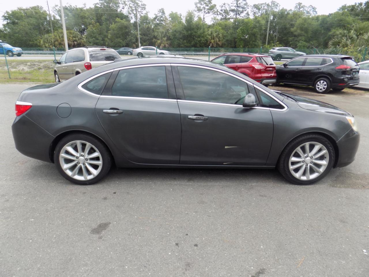 Buick Verano Base 2013