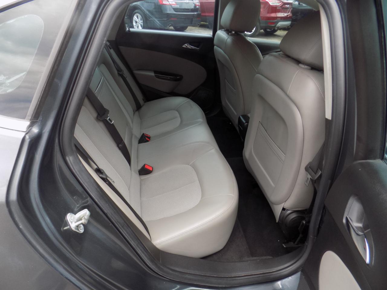 Buick Verano Base 2013