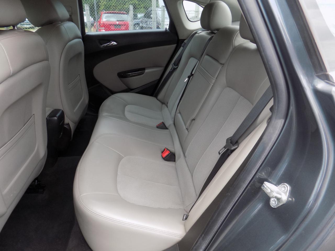 Buick Verano Base 2013