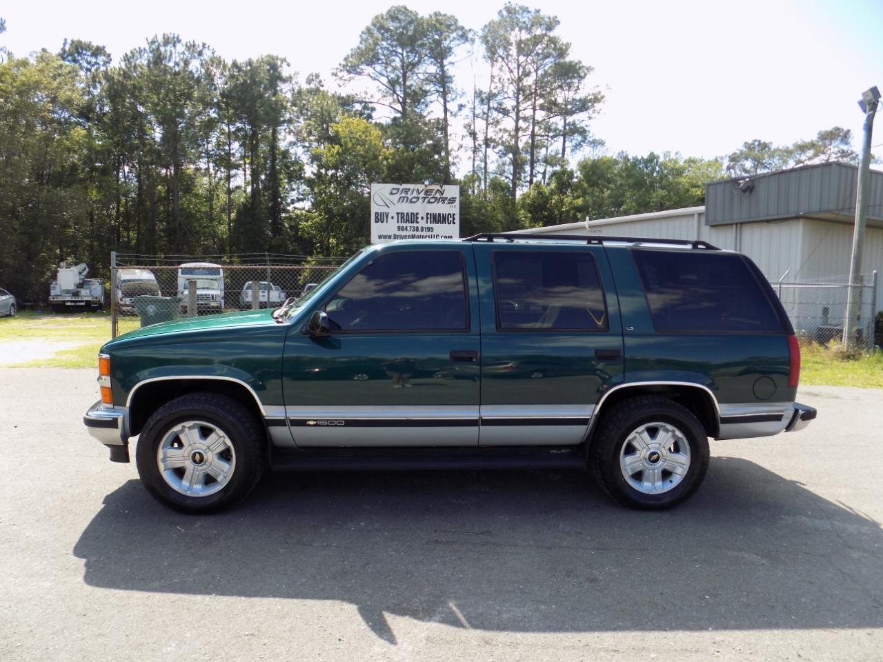 Chevrolet Tahoe 4-Door 4WD 1996