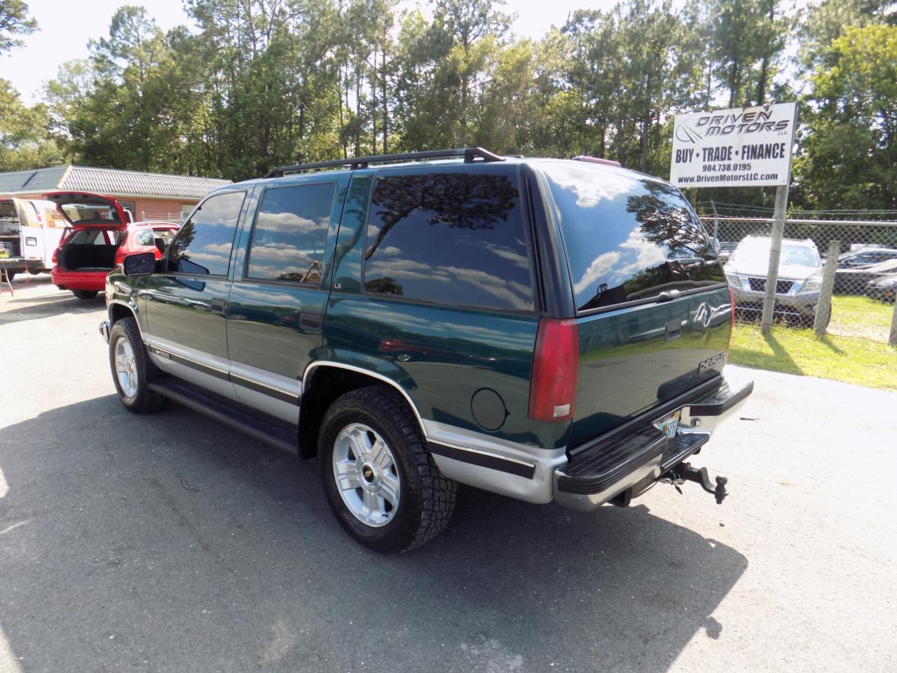 Chevrolet Tahoe 4-Door 4WD 1996