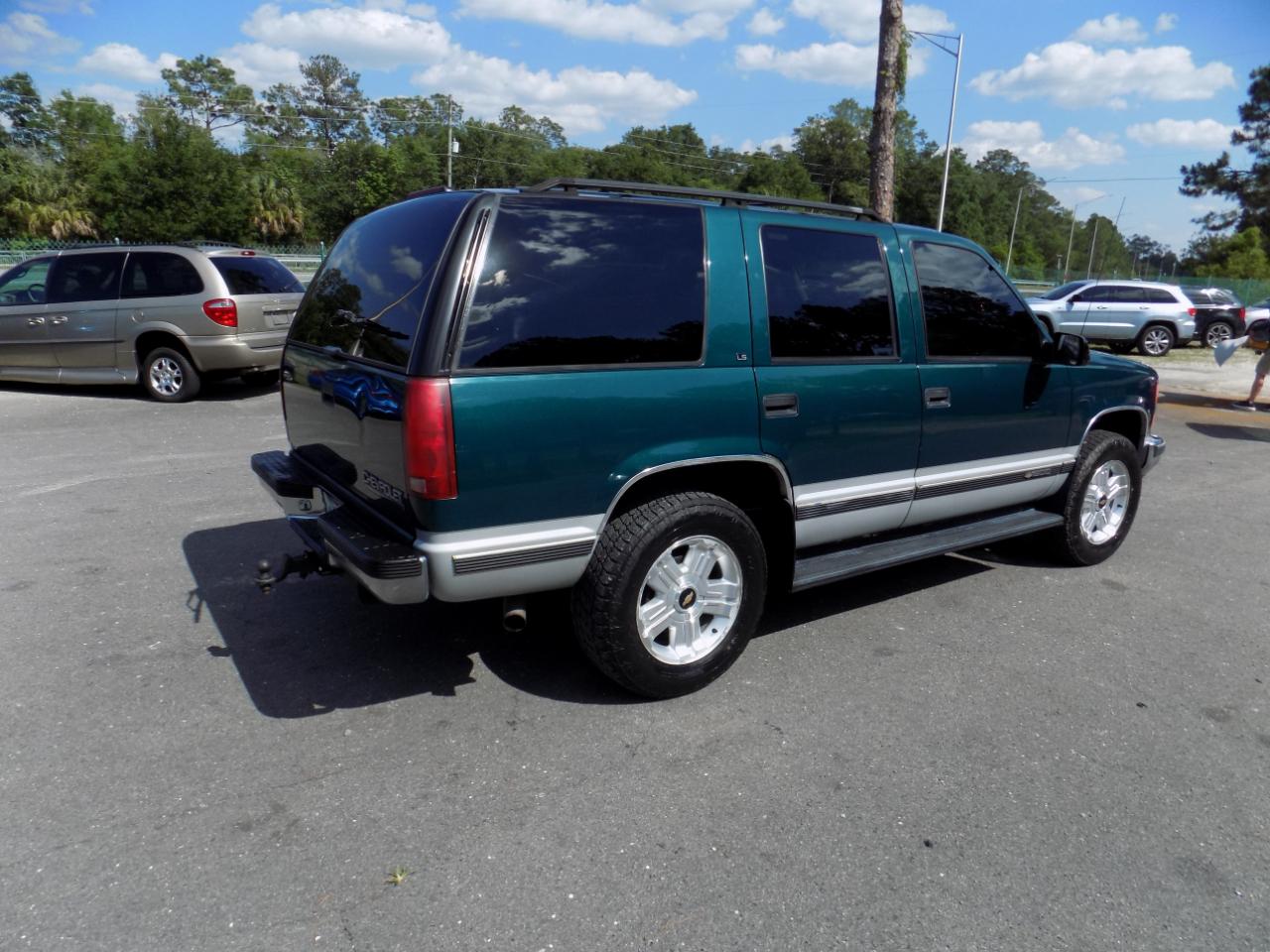 Chevrolet Tahoe 4-Door 4WD 1996