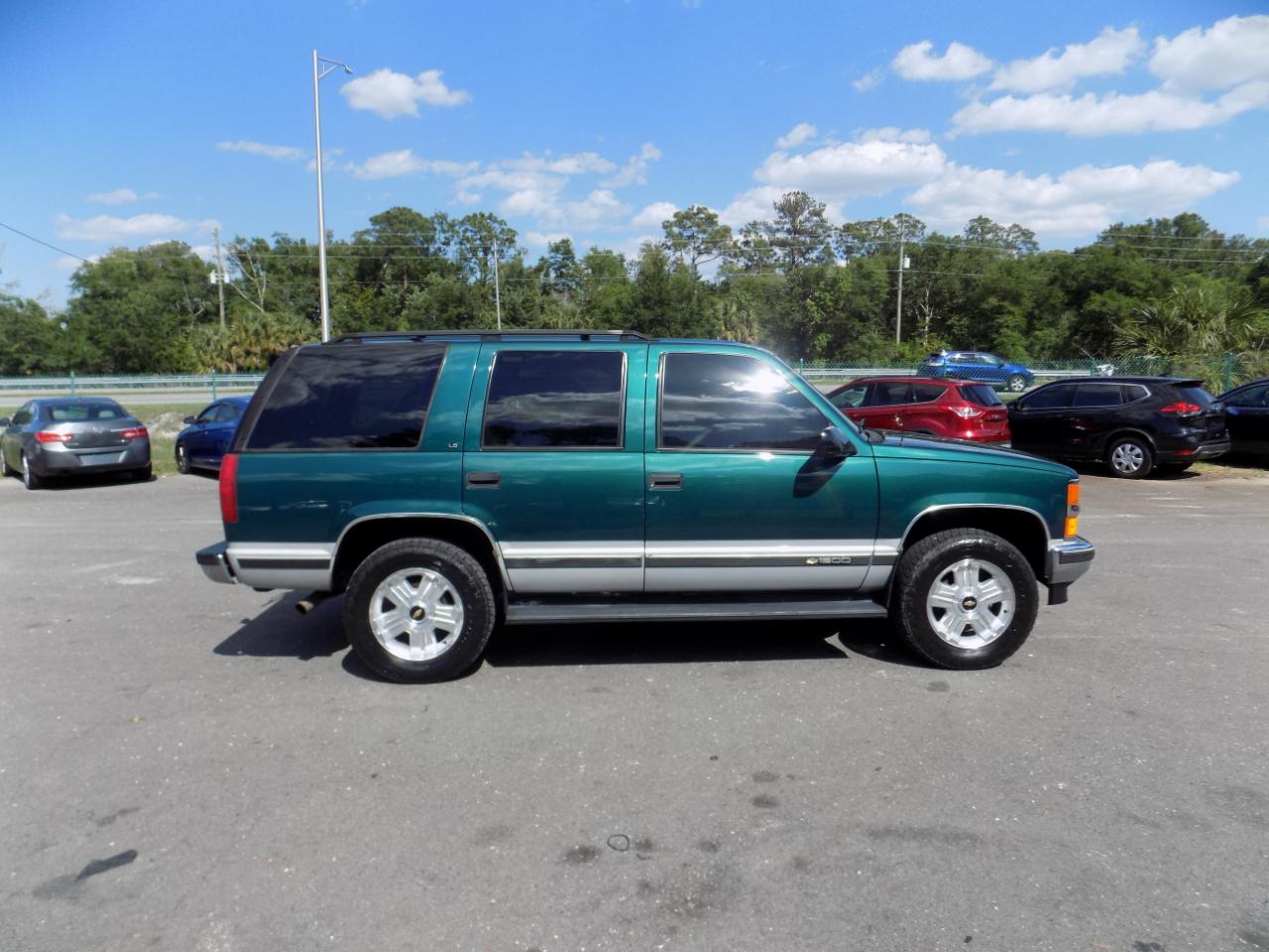 Chevrolet Tahoe 4-Door 4WD 1996