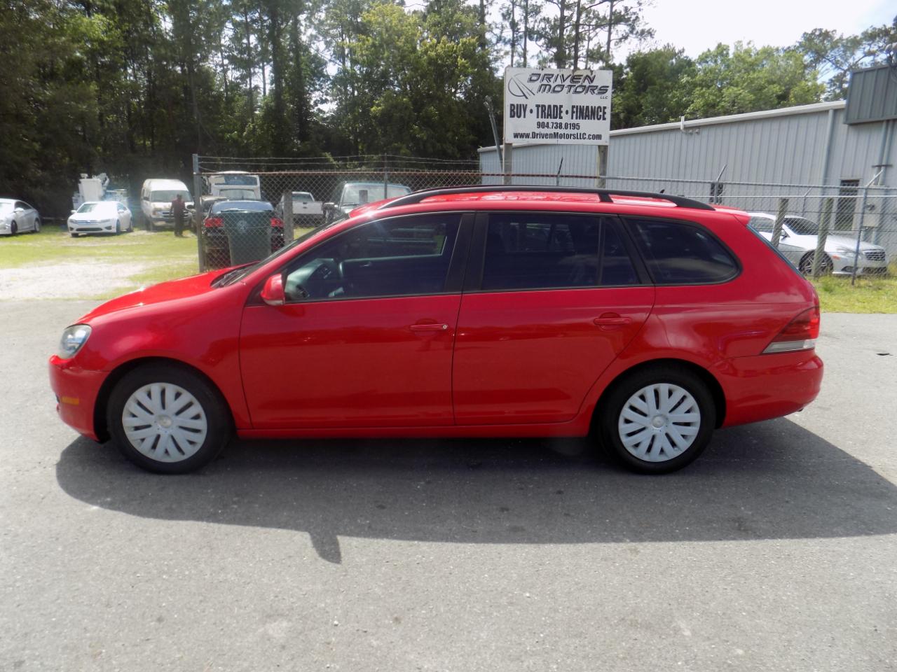 Volkswagen Jetta SportWagen 2.5L S 2013