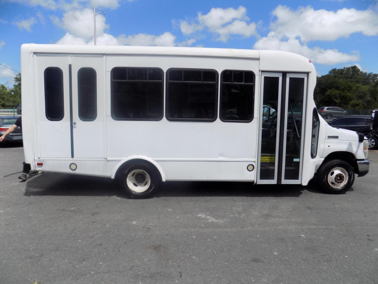 Ford Econoline E350 2013