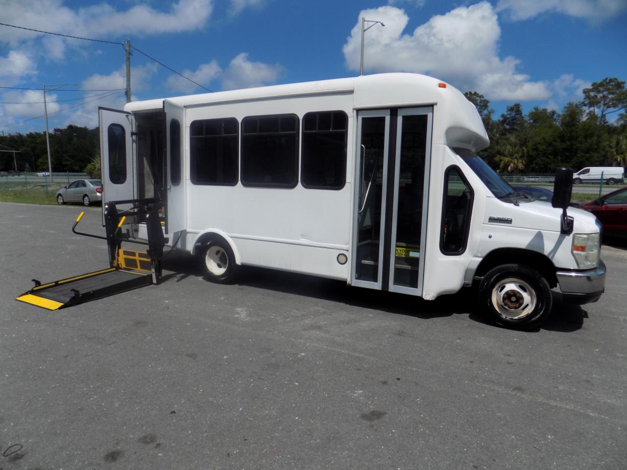 Ford Econoline E350 2013