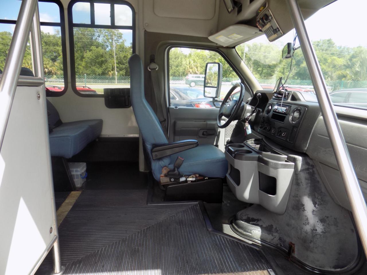 Ford Econoline E350 2013