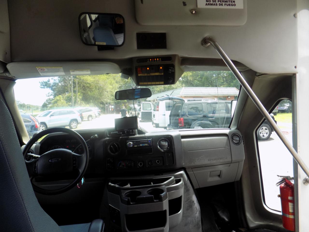 Ford Econoline E350 2013