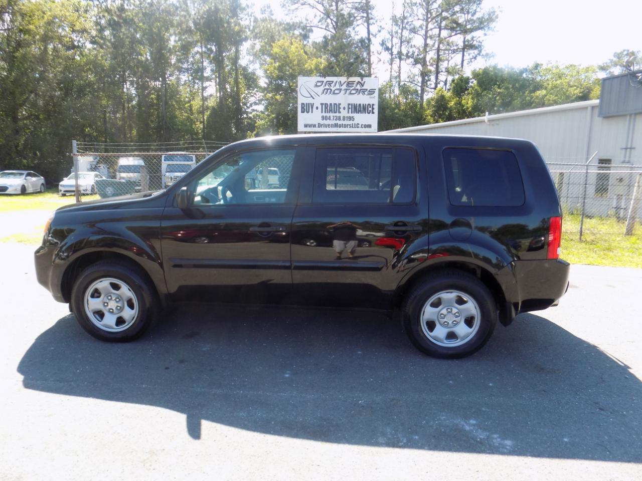 Honda Pilot LX 2WD 5-Spd AT 2011
