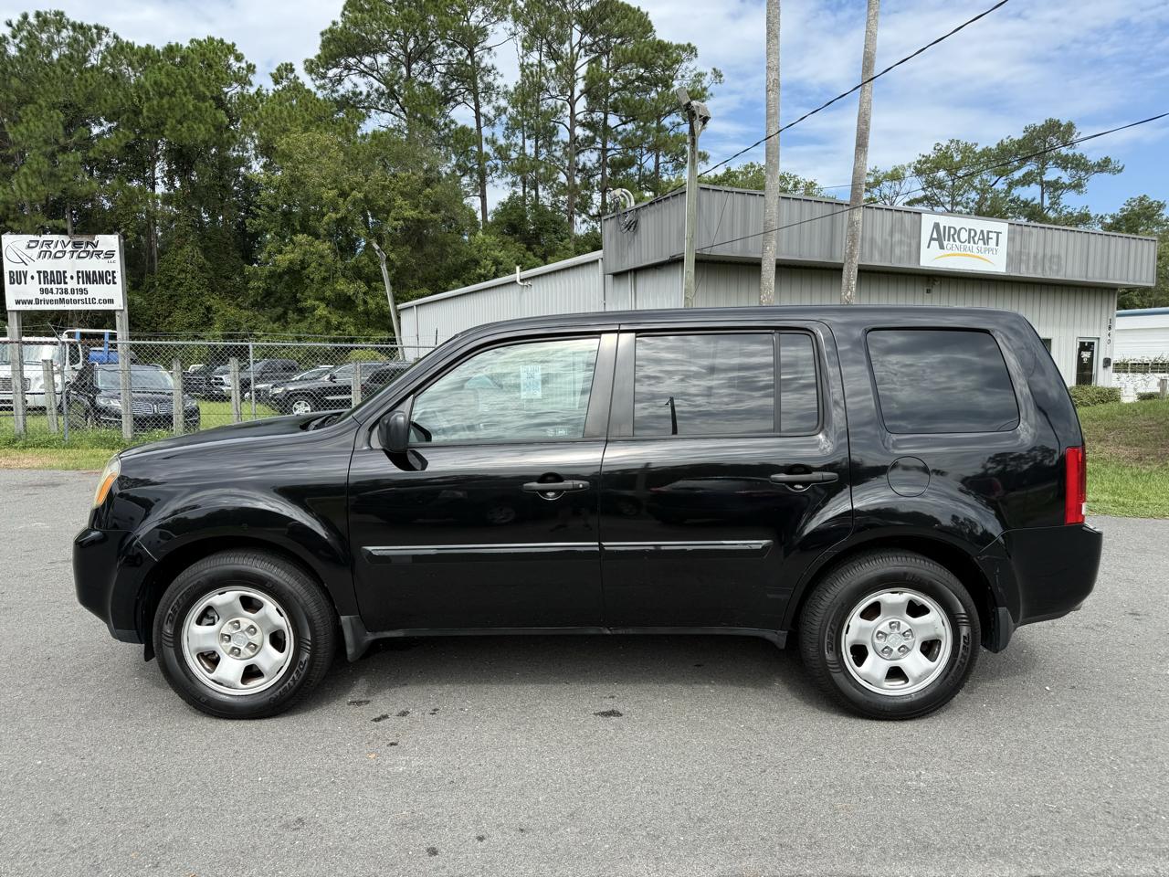 Honda Pilot LX 2WD 5-Spd AT 2011