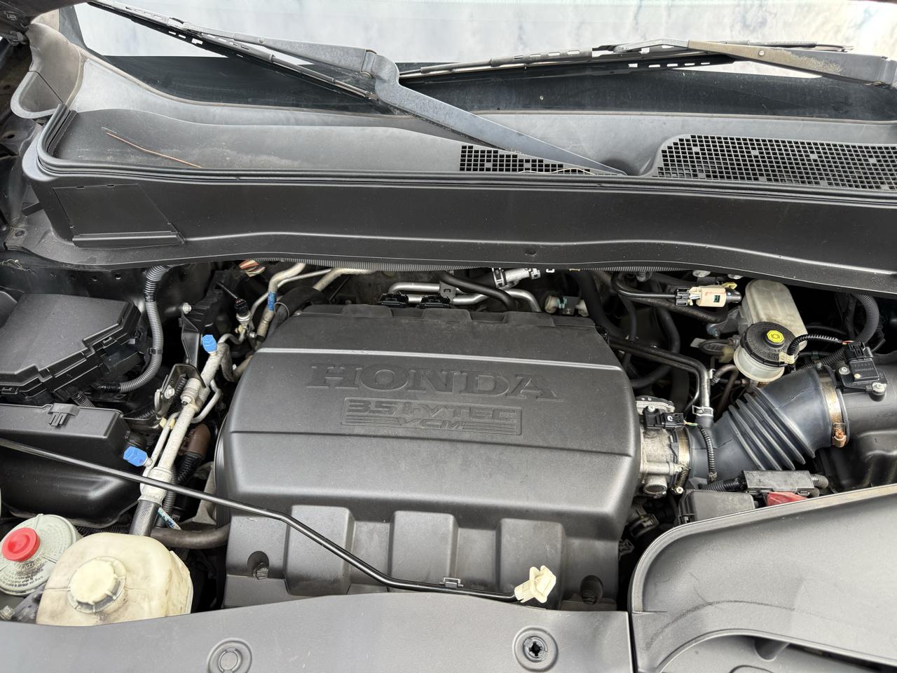 Honda Pilot LX 2WD 5-Spd AT 2011