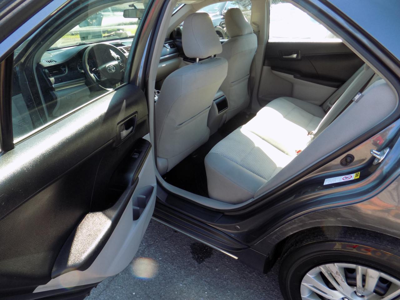 Toyota Camry LE 2012