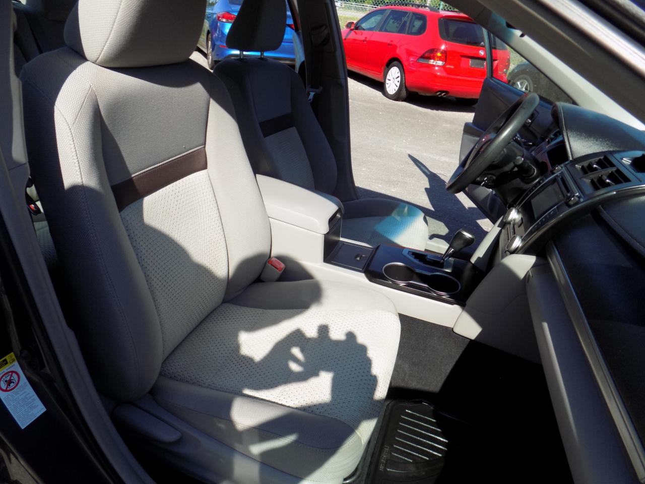 Toyota Camry LE 2012