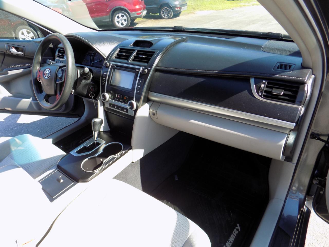 Toyota Camry LE 2012