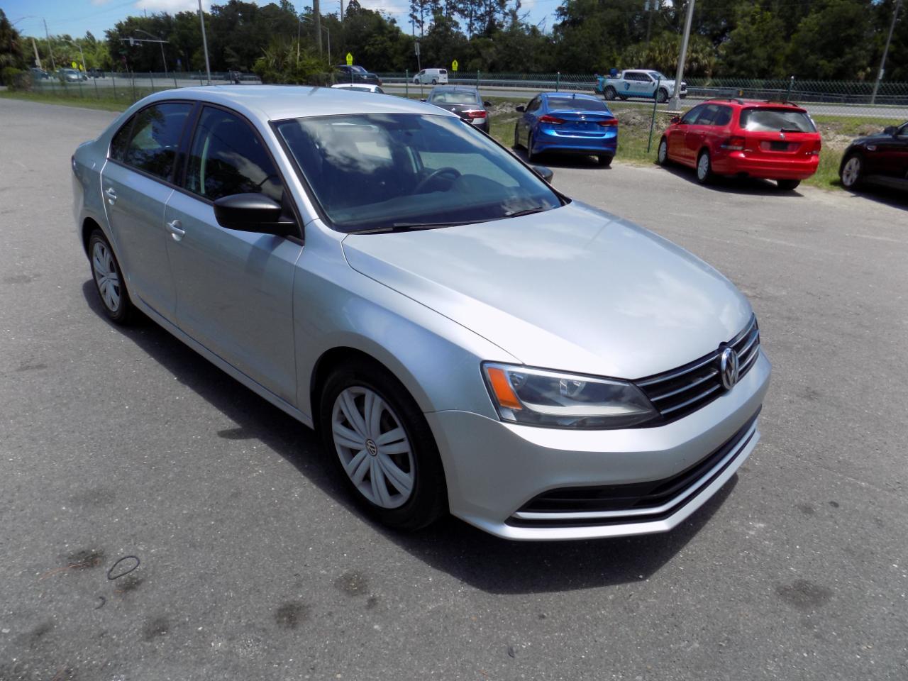 Volkswagen Jetta TDI S 6A 2015