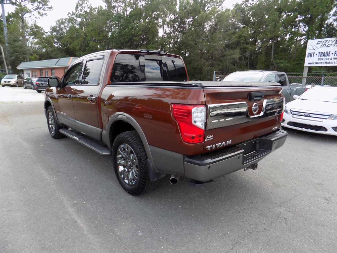 Nissan Titan Platinum Reserve Crew Cab 4WD 2018