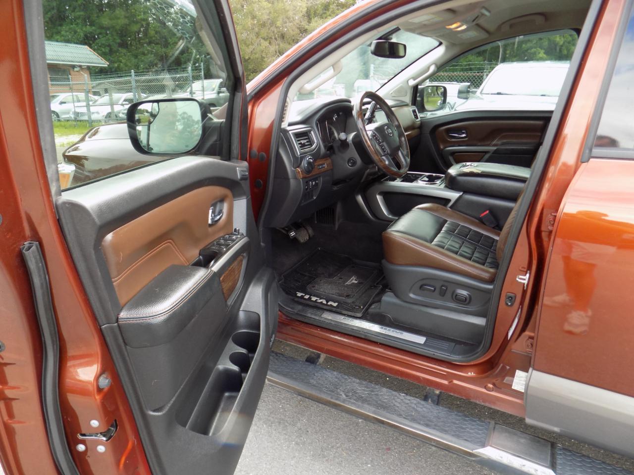 Nissan Titan Platinum Reserve Crew Cab 4WD 2018