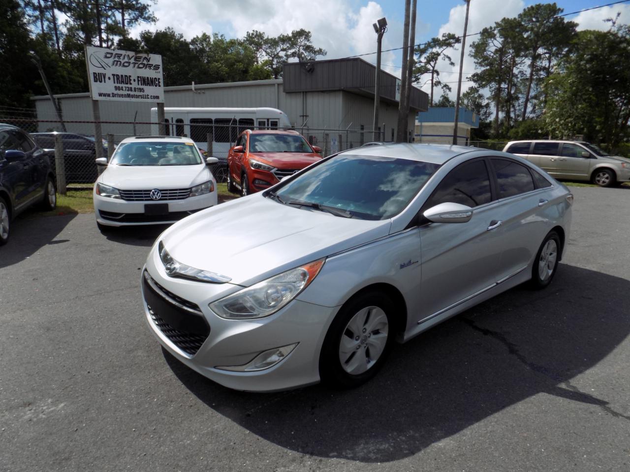 Hyundai Sonata Hybrid Sedan 2014